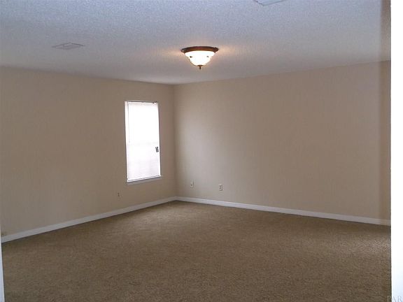 3rd image of 10637 Fair Pine Dr