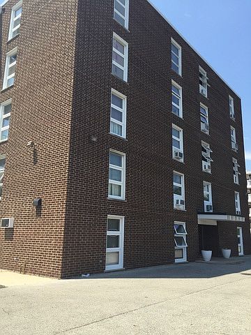 2nd image of 7227 W Higgins Ave