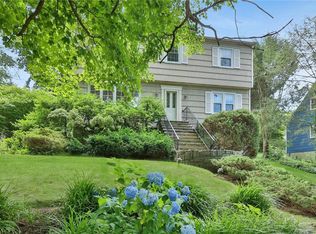 349 Washington Ave, Pleasantville, NY 10570
