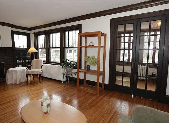 5th image of 2152 Lincoln Ave