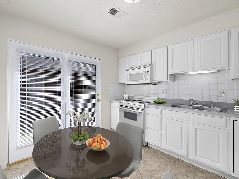 Villa Roma Apartments — Photo 12