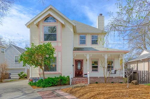 539 J St Photo 1