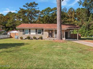 112 Arnold Rd, Jacksonville, NC 28546