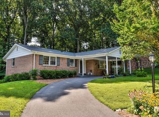 6703 Coachman Dr, Springfield, VA 22152