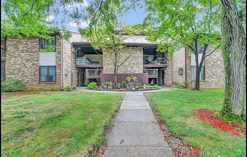178 Amberly Dr #G Photo 1
