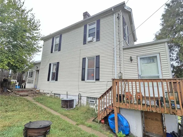 321 Indiana Ave, Monessen, PA 15062