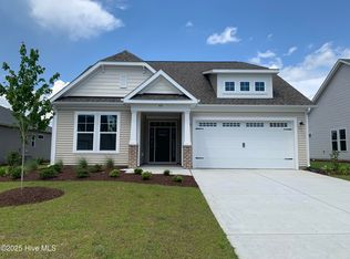 880 Mountain Mint Cir NW, Calabash, NC 28467