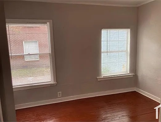 2077 Hazel St — Photo 11