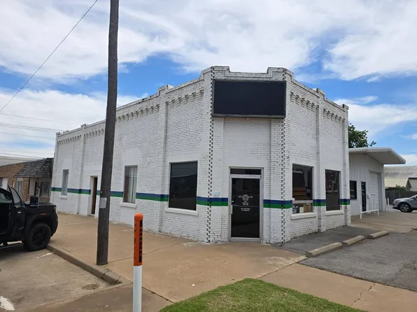 201 E Rainey Ave, Weatherford, OK 73096