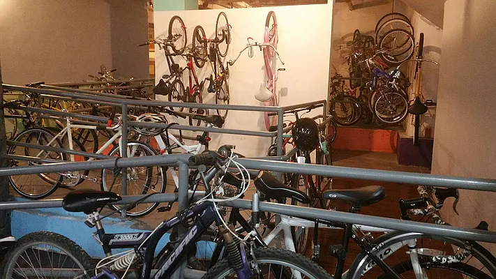 Rented by MTY Group, Inc | media 18