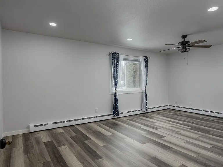 1157 Acorn Cir — Photo 14