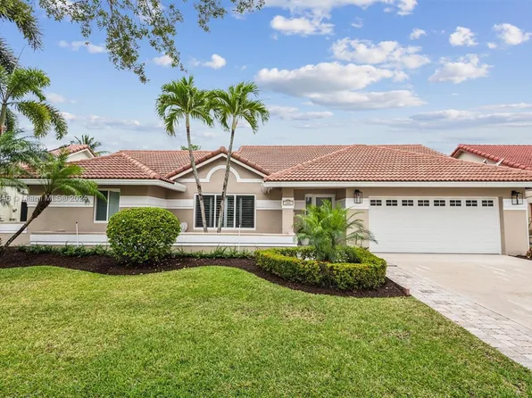 162 NW 162nd Ave, Pembroke Pines, FL 33028