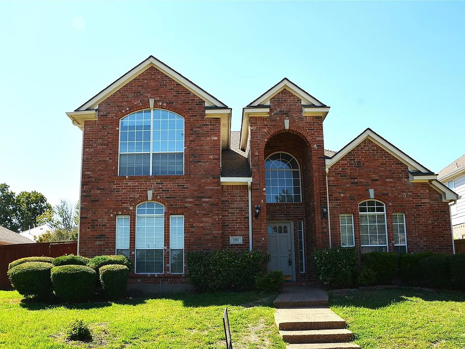 1st image of 1701 Amber Ln