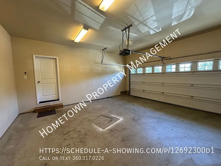 3332 Juno Ct NE — Photo 15