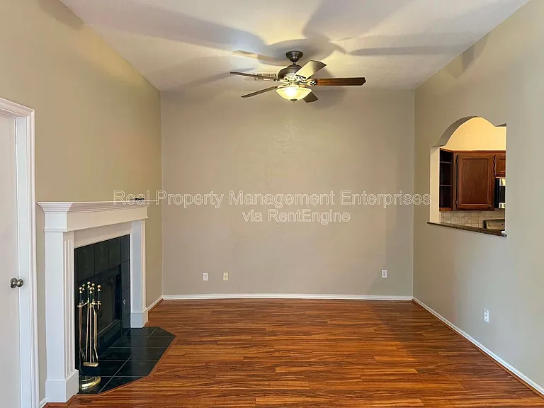 4101 Heritage Place Dr — Photo 6