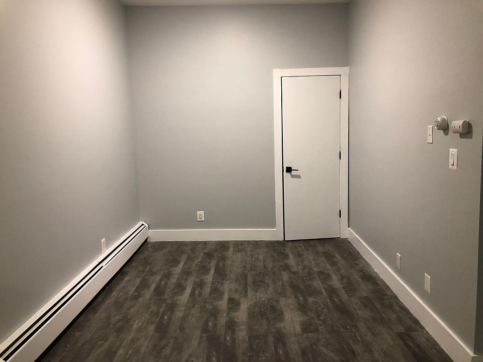 2nd image of 188 South St #10F