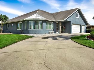 104 Debron Dr, Naples, FL 34112