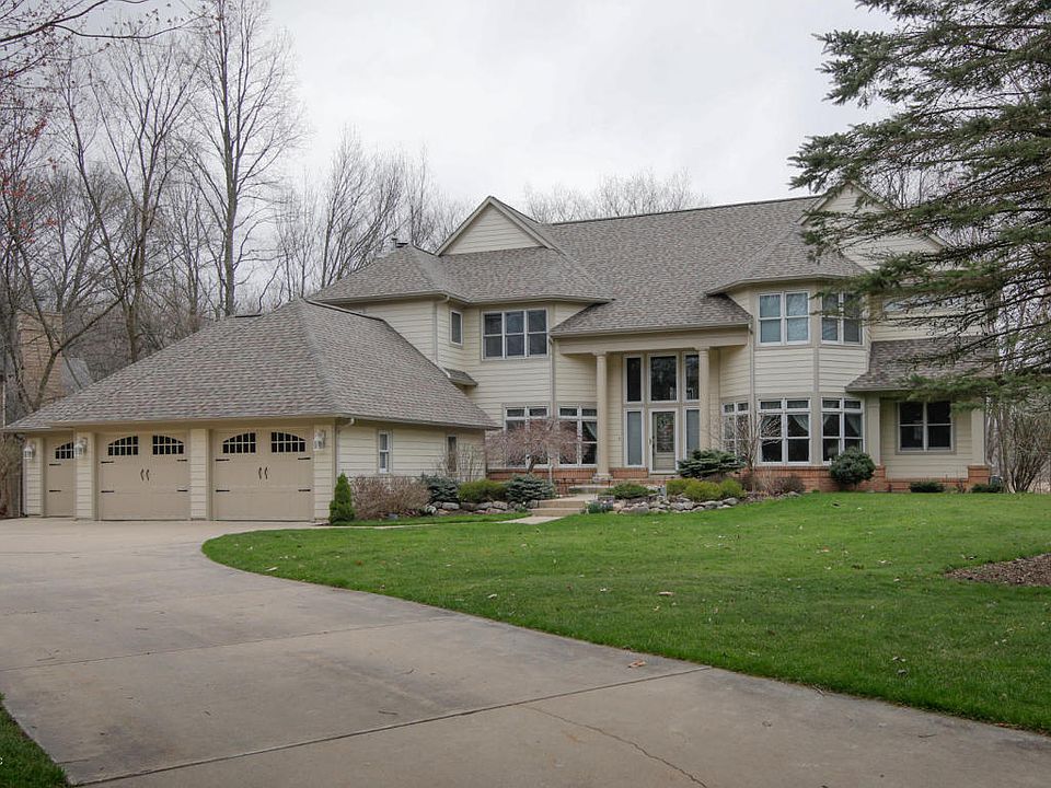 1st image of 6292 Baywater Ln