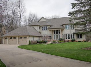 6292 Baywater Ln, Richland, MI
