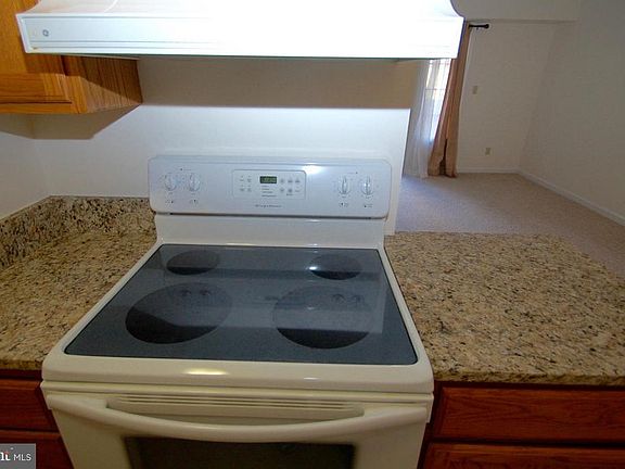 5th image of 5898C Surrey Hill Pl #680