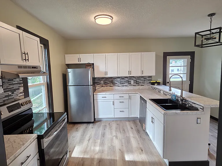 113 Sargent St #1 — Photo 7