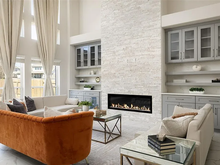 20808 Pinewalk Dr — Photo 3