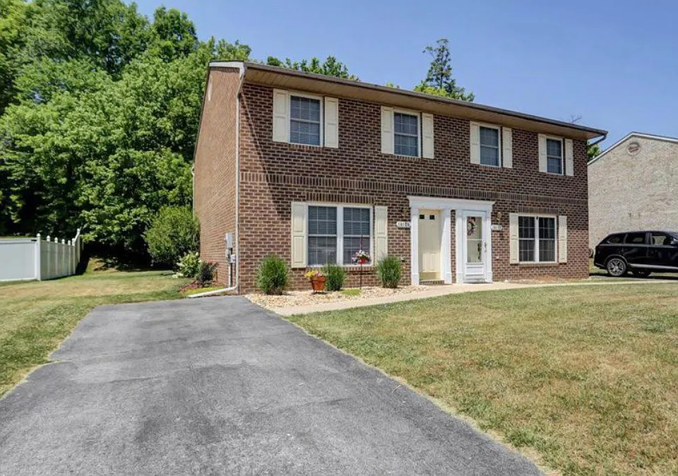 10120 Saint George Cir
