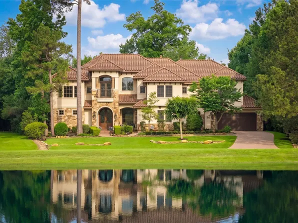 50 S Badger Lodge Cir, Spring, TX 77389