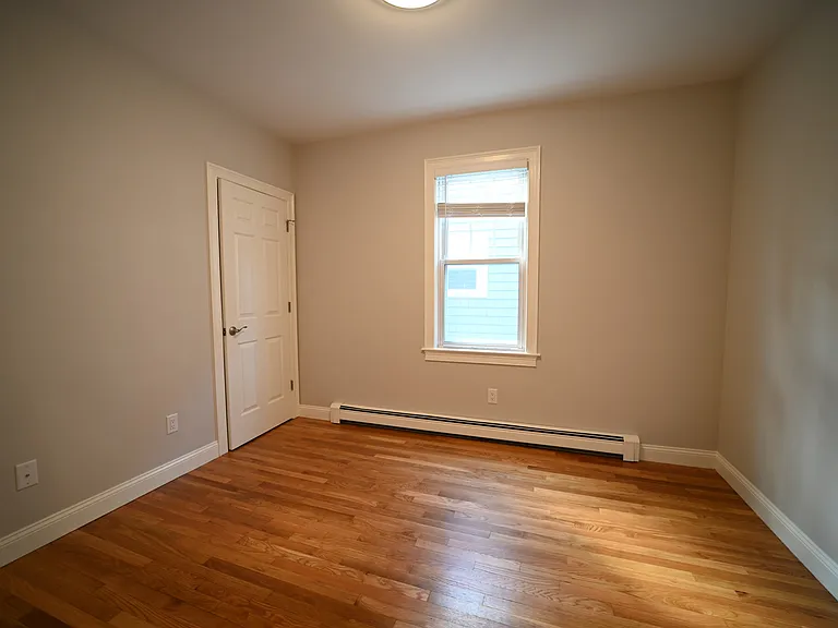 23 Roberts St #3 — Photo 10