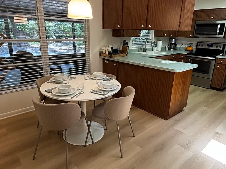 Eat in kitchen.