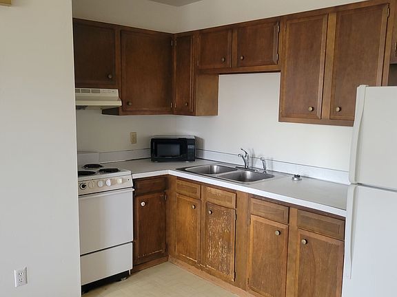 2nd image of 420 6th Ave SE #D29