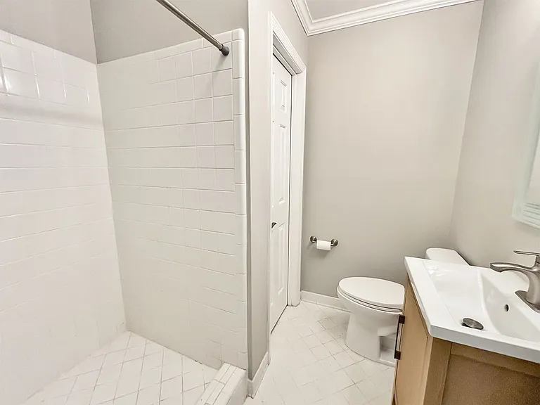5030 Meadow Ln — Photo 15