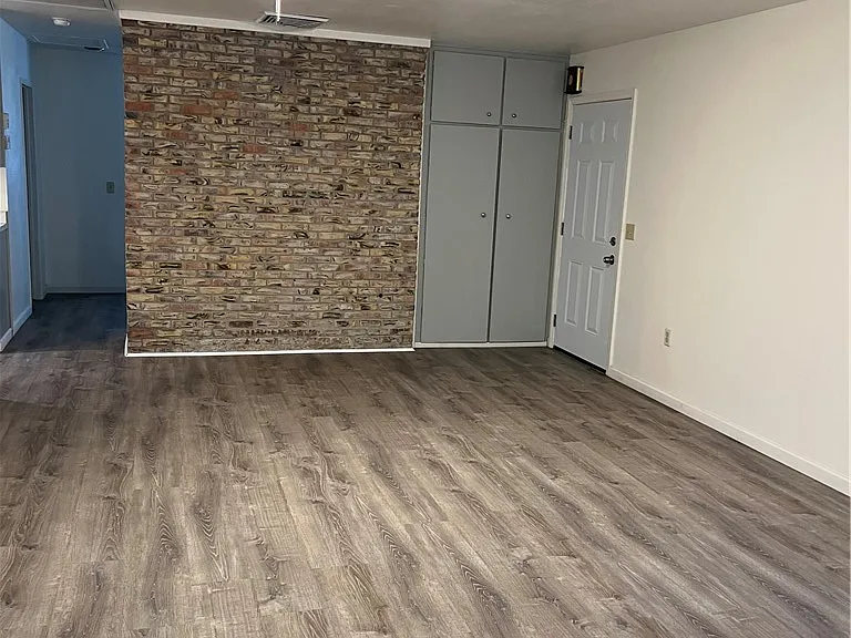 2040 Swan Cv N — Photo 5