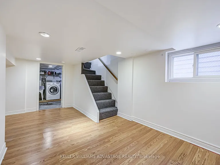 38 Hopedale Ave — Photo 35