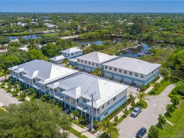 4701 SE Manatee Way, Stuart, FL 34997