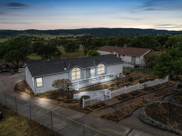 5002 Little John Rd, Copperopolis, CA 95228