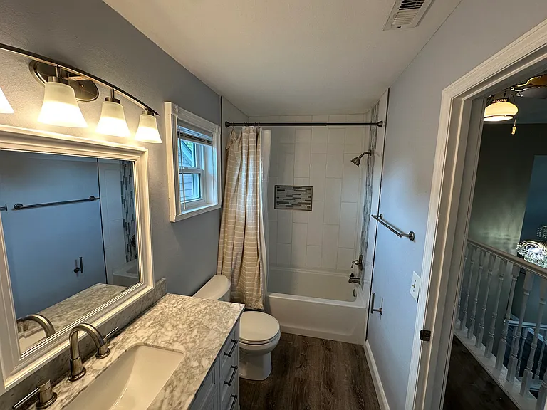 1724 Chatham Cir — Photo 11
