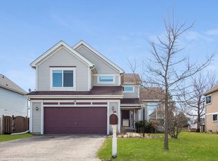 14 Manchester Ct, Lake In The Hills, IL 60156