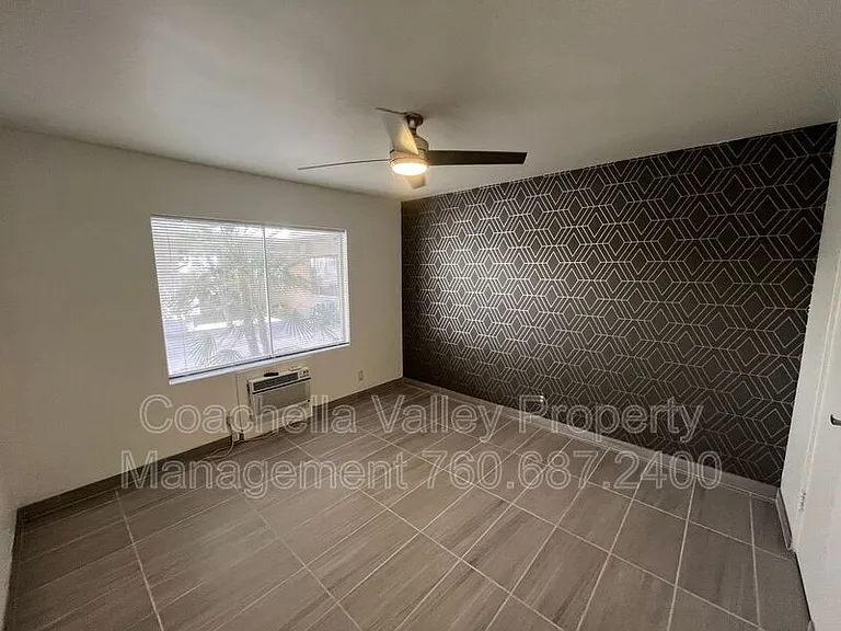 2290 S Palm Canyon Dr #4 — Photo 17
