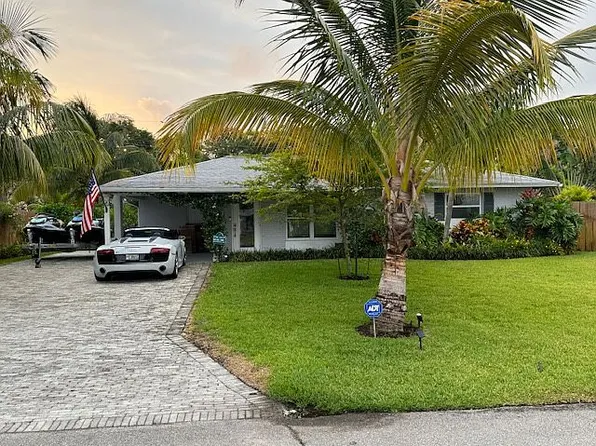 1518 Berkshire Ave, Jupiter, FL 33469