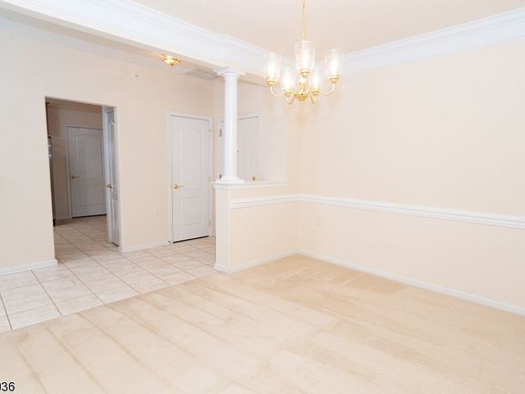 5th image of 2303 Courtney Ln