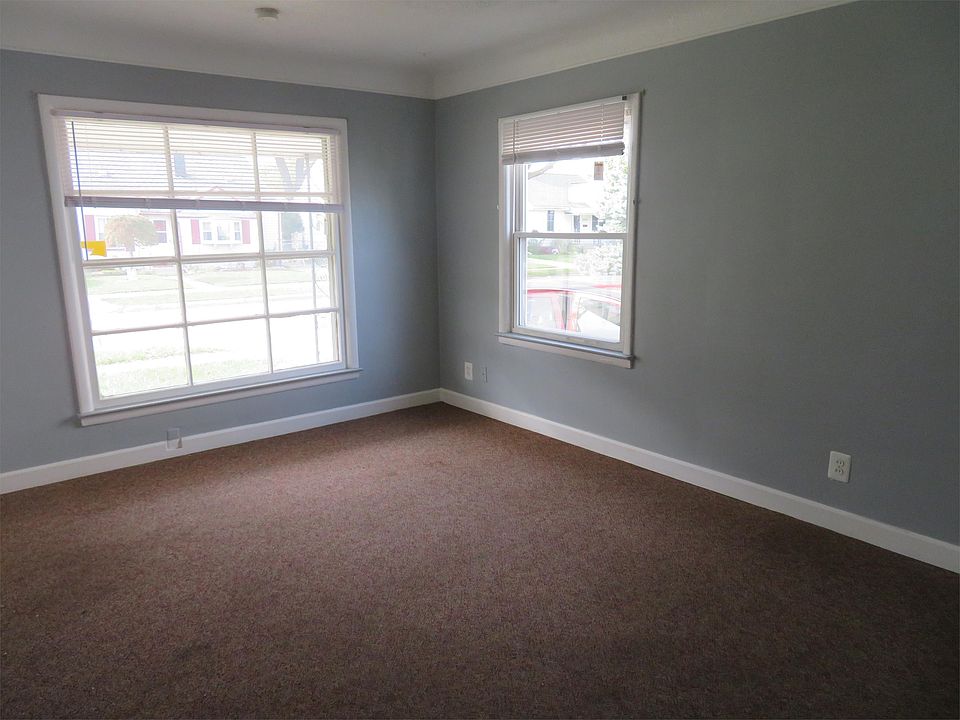 28522 Hillview St, photo 5