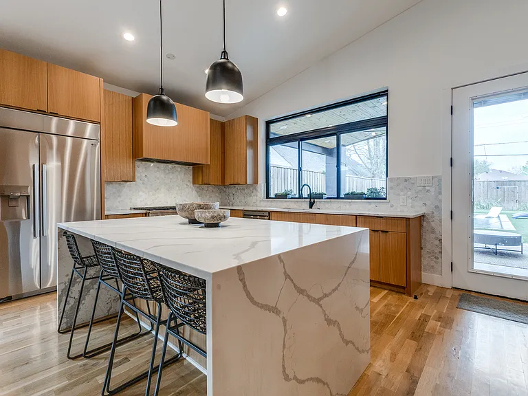 6023 Richmond Ave — Photo 18