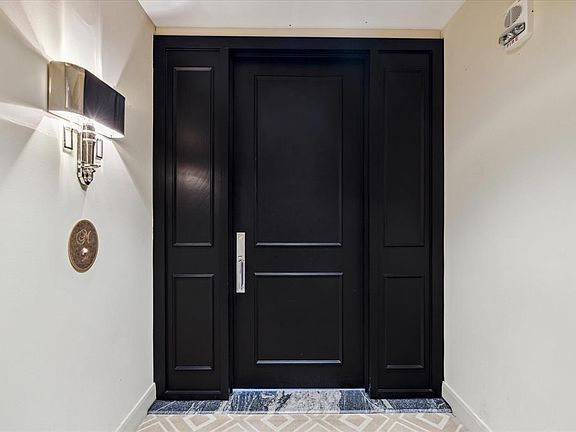 5th image of 1100 Uptown Park Blvd Unit 244