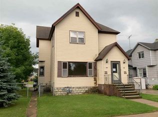 1813 Wisconsin St, Marinette, WI 54143