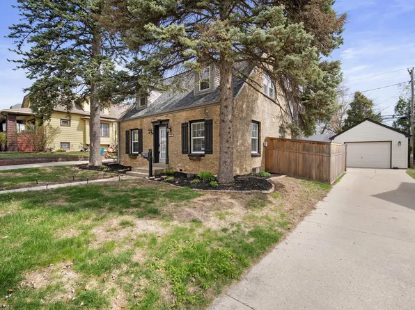 3368 South Schauer AVENUE, Greenfield, WI 53219