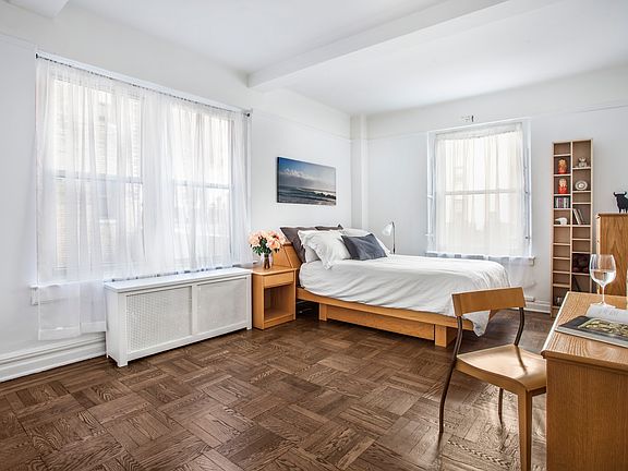 4th image of 309 W 104th St APT 5A