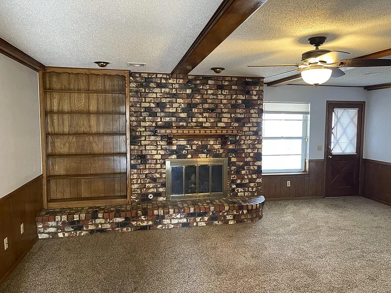 6209 NW 83rd St — Photo 32
