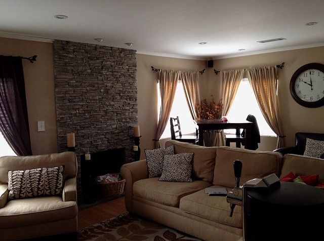1st image of 1011 E Vine Ave