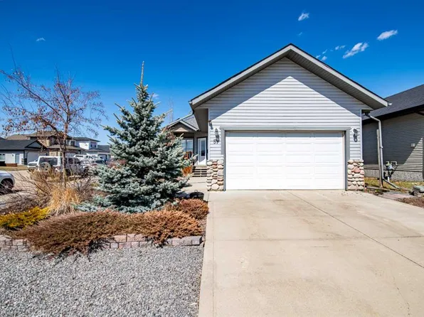 57 S Woodbine Close, Blackfalds, AB T4M 0K5